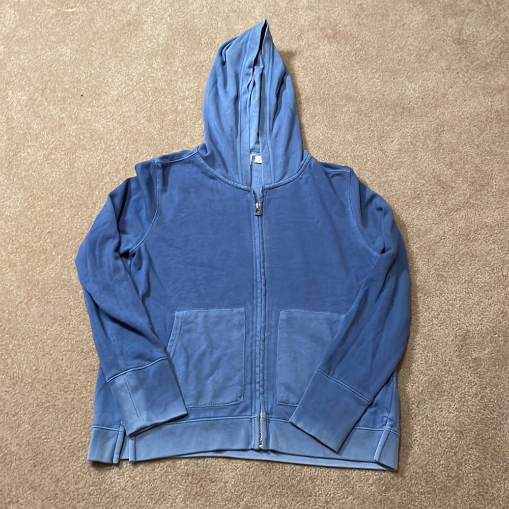 Gap hoodie sun washed like new.